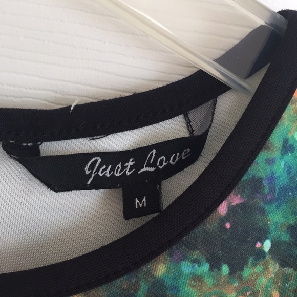 Dress - Picture 3 of 3